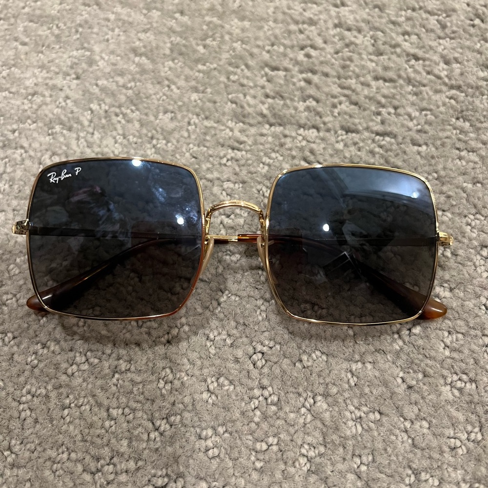 Ray Bans - Picture 4 of 6